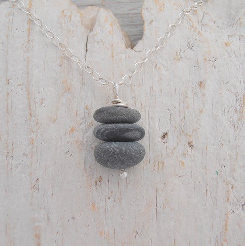 Cairn Sea-Pebble Necklace