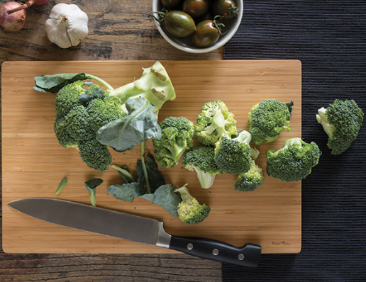 "Undercut" Bamboo Cutting Board