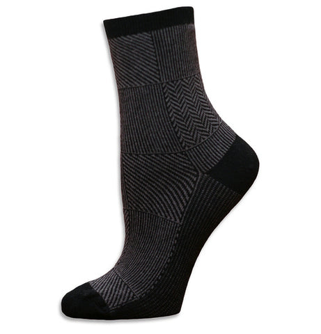 Unisex - Trouser Socks - Organic Cotton in Black or Eggplant